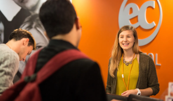 EC English Dil Okulu