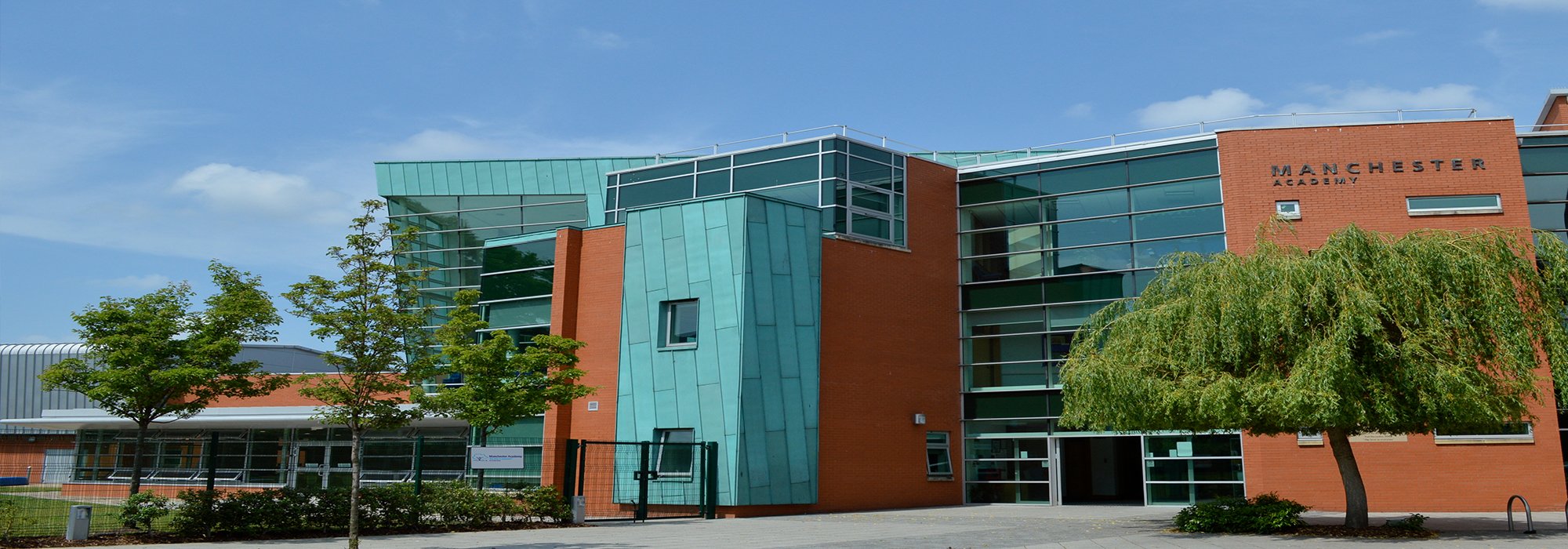 Manchester Academy İngilizce Dil Okulu